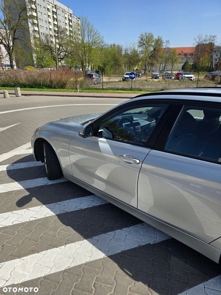 BMW Seria 3 320d - 14