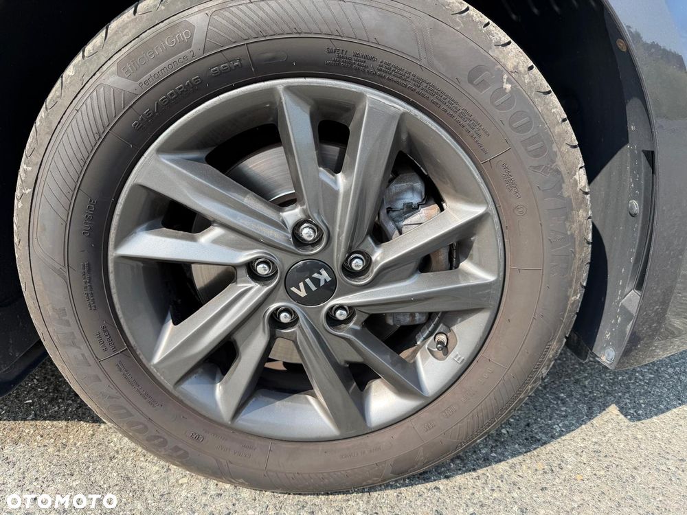 Kia Optima 2.0 M - 37