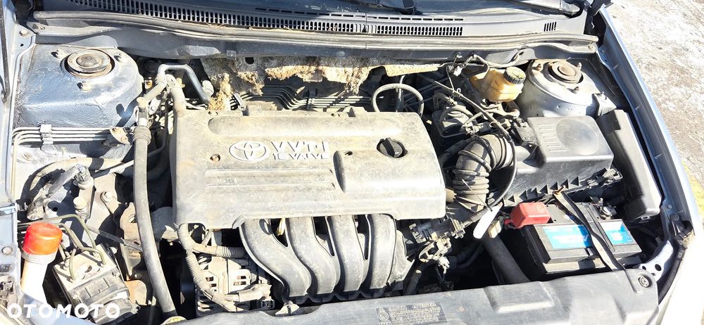 Toyota Corolla 1.6 VVT-i Terra - 25