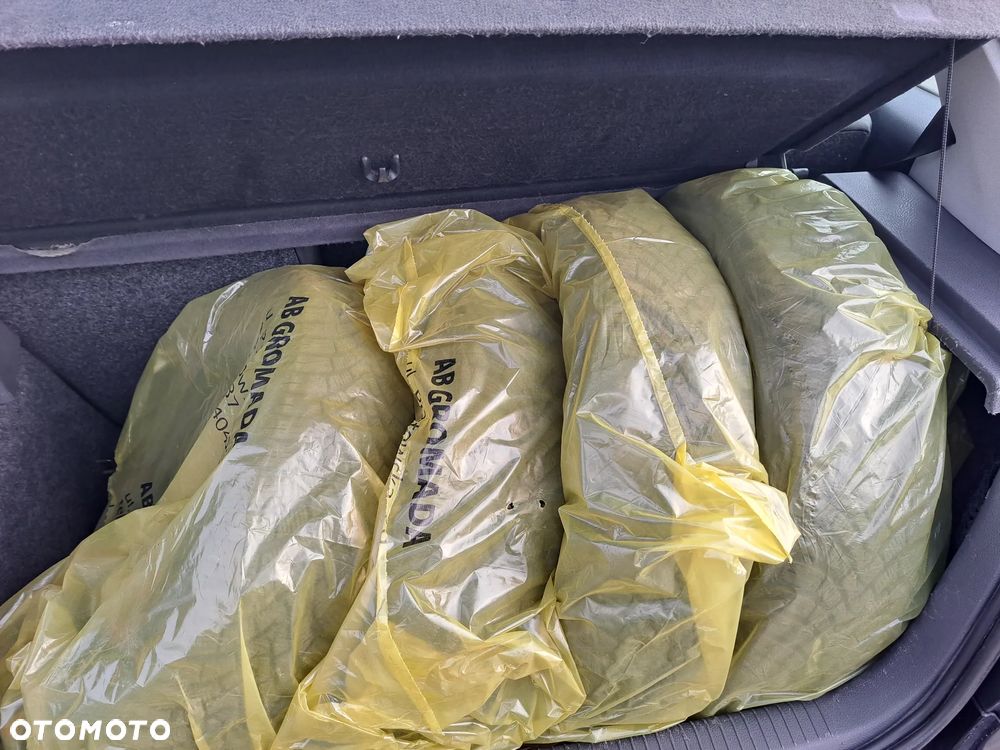 Volkswagen Polo 1.2 12V Comfortline - 14