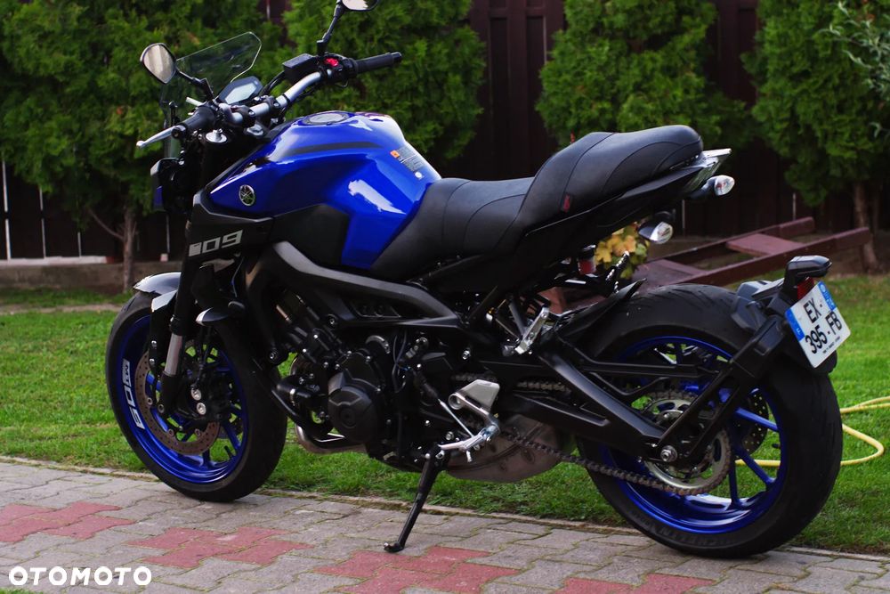 Yamaha MT - 21