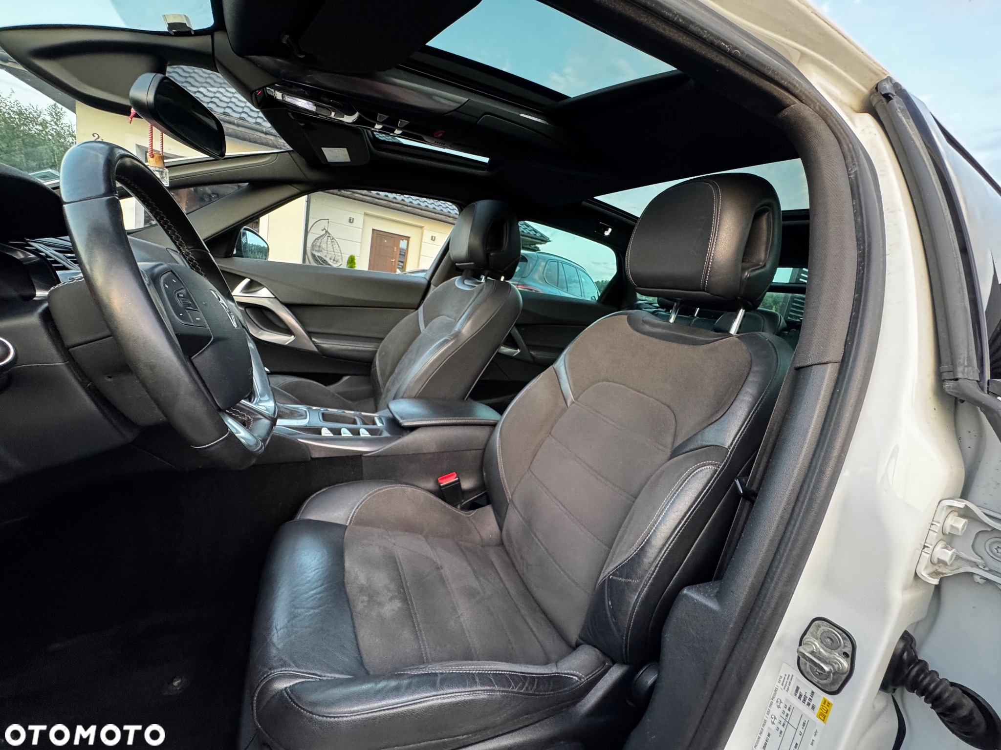 Citroën DS5 2.0 BlueHDi SoChic - 5