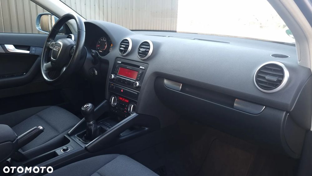 Audi A3 Sportback 1.2 TFSI Ambition - 14