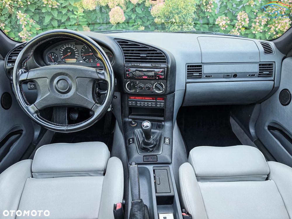 BMW M3 Standard - 24