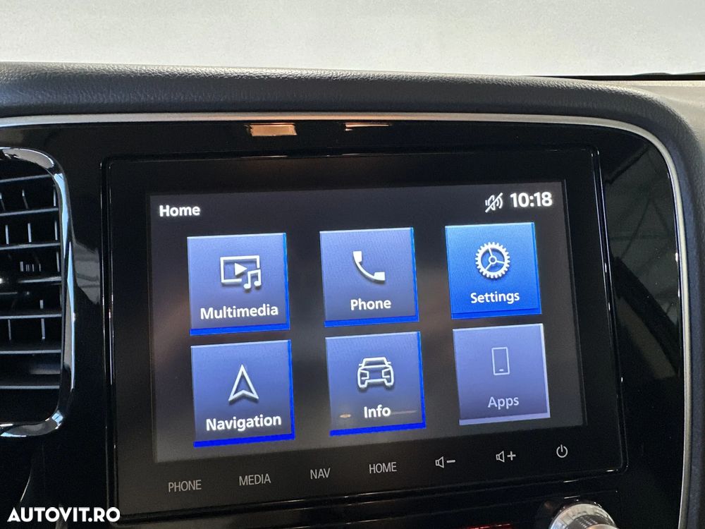 Mitsubishi Outlander - 22