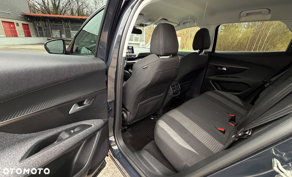 Peugeot 3008 1.2 PureTech Active S&S - 39