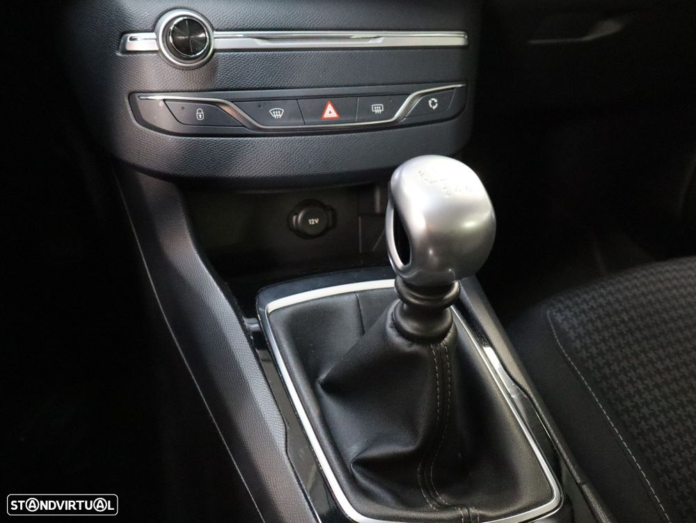 Peugeot 308 1.5 BlueHDi Business Line - 15