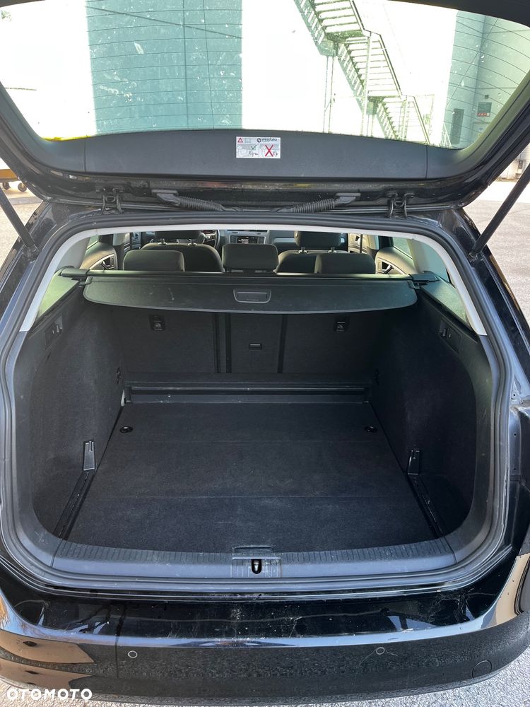 Volkswagen Golf 1.6 BlueTDI Comfortline - 23