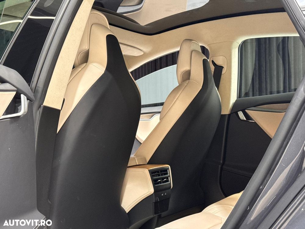 Tesla Model S 75D Allradantrieb - 28