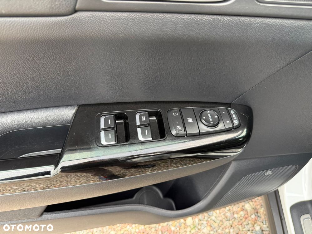 Kia Sportage 1.6 GDI 2WD Attract - 18