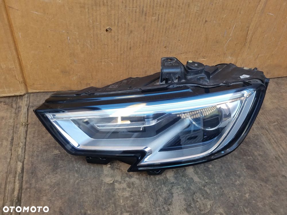 AUDI A3 8V0 LIFT XENON LAMPA LEWA PRZÓD - 2
