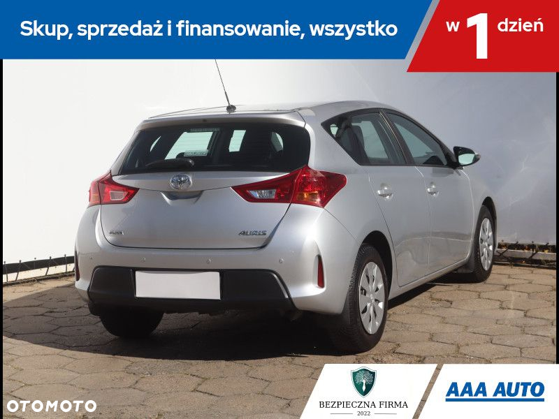 Toyota Auris - 6