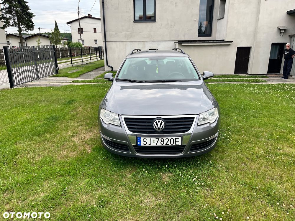 Volkswagen Passat 1.9 TDI Comfortline - 2