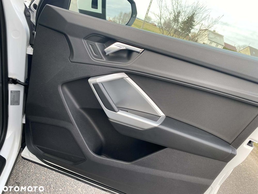 Audi Q3 2.0 TDI S tronic - 22