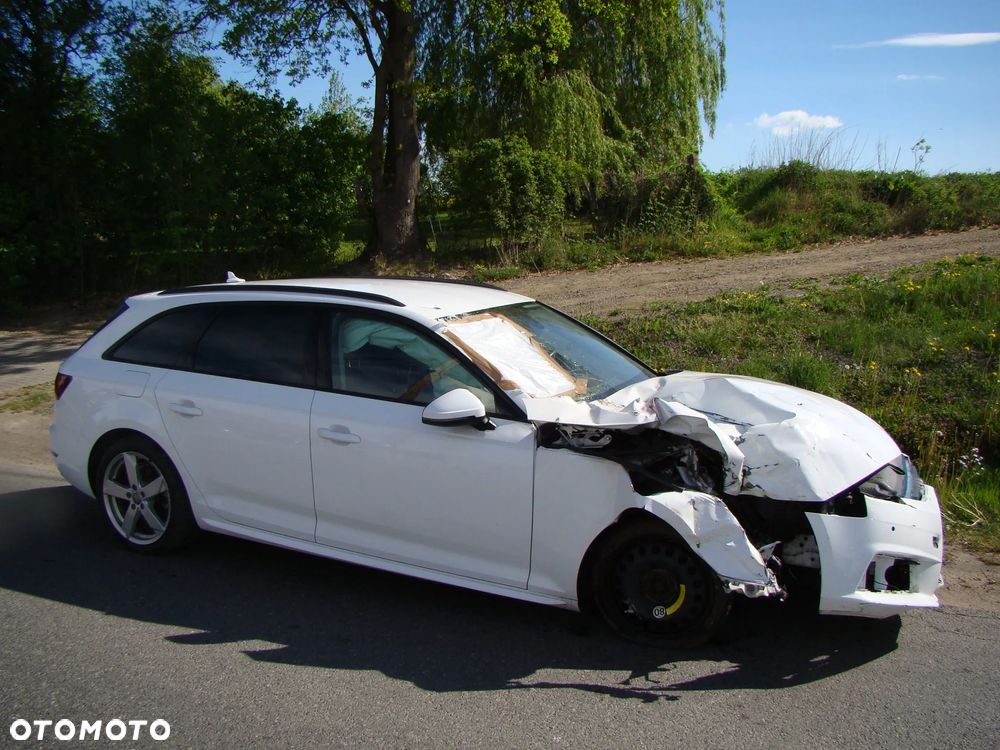 Audi A4 Avant 2.0 TDI - 15