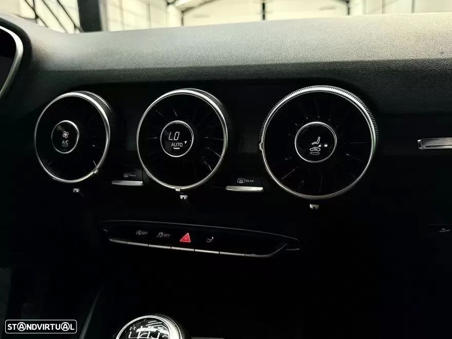 Audi TT Coupé 2.0 TDI - 32