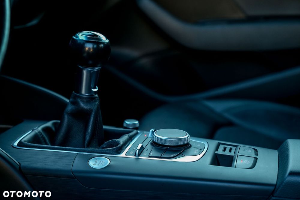 Audi A3 Limousine 2.0 TDI quattro Ambiente - 21