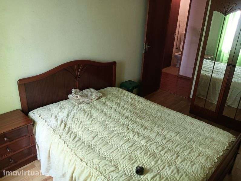 Apartamento T2 C/ Alguma mobília - Grande imagem: 3/8