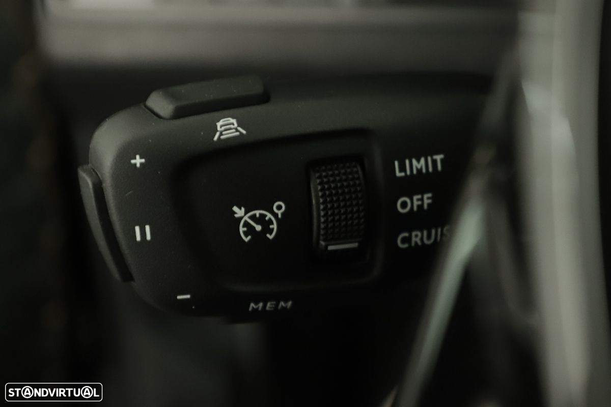 Peugeot 3008 1.2 PureTech GT EAT8 - 18
