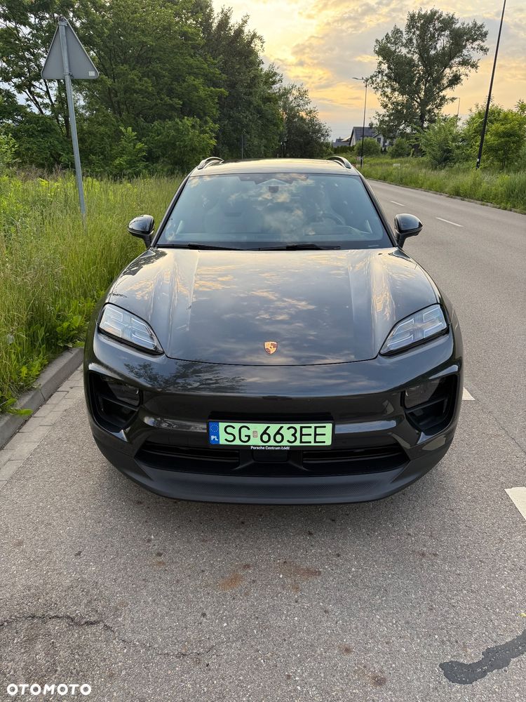 Porsche Macan - 3