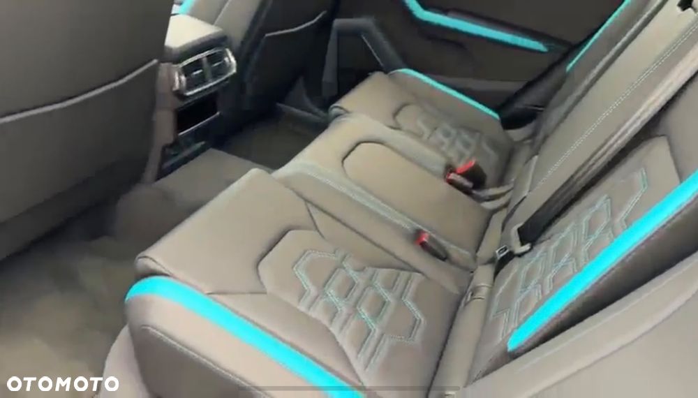 Lamborghini Urus - 18