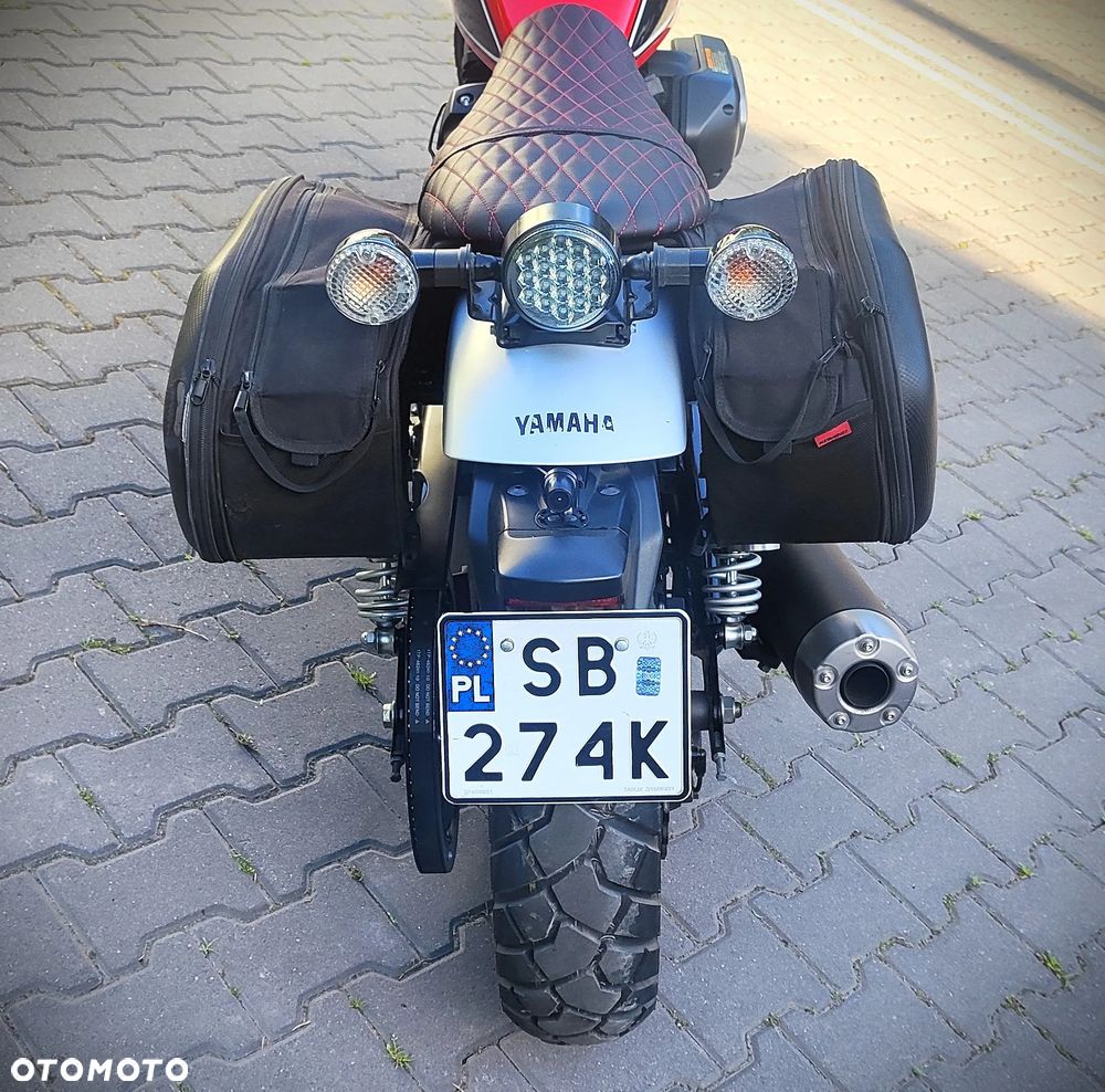 Yamaha SCR - 8