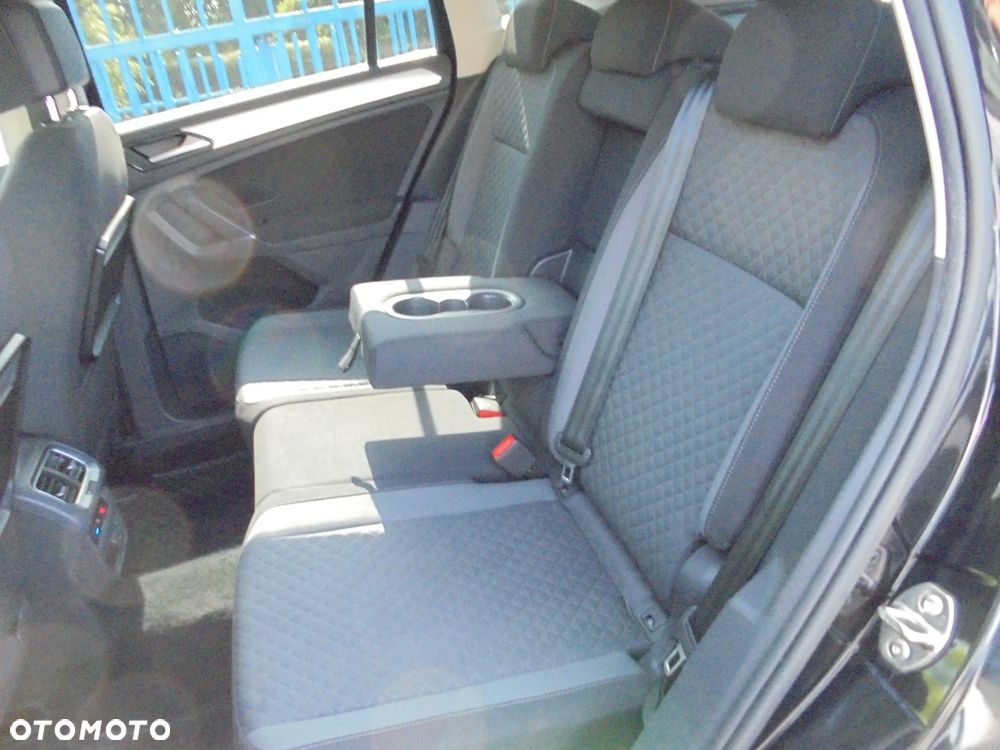 Volkswagen Tiguan 2.0 TDI SCR 4Motion (BlueMotion Techn.) DSG Highline - 12