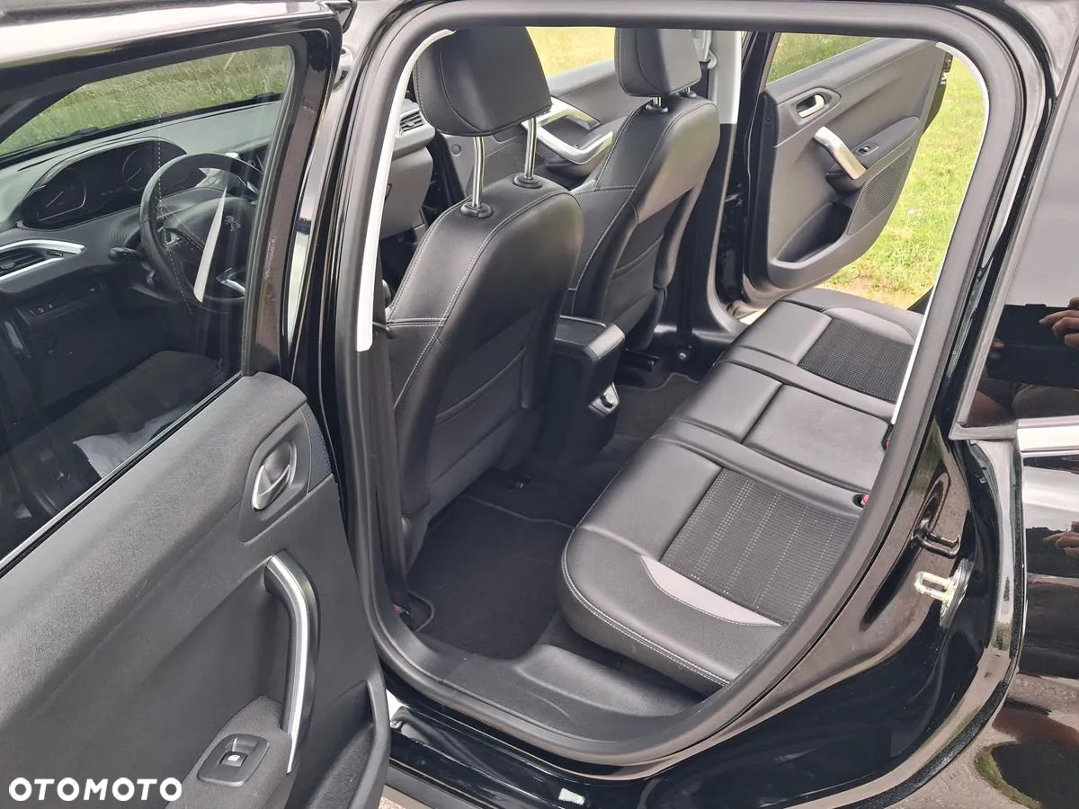Peugeot 2008 PureTech 110 Stop&Start Signature - 32