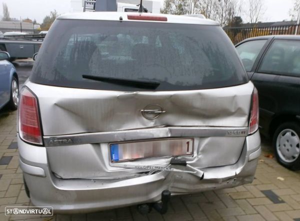 Para Peças Opel Astra H Caixa (L70) - 1