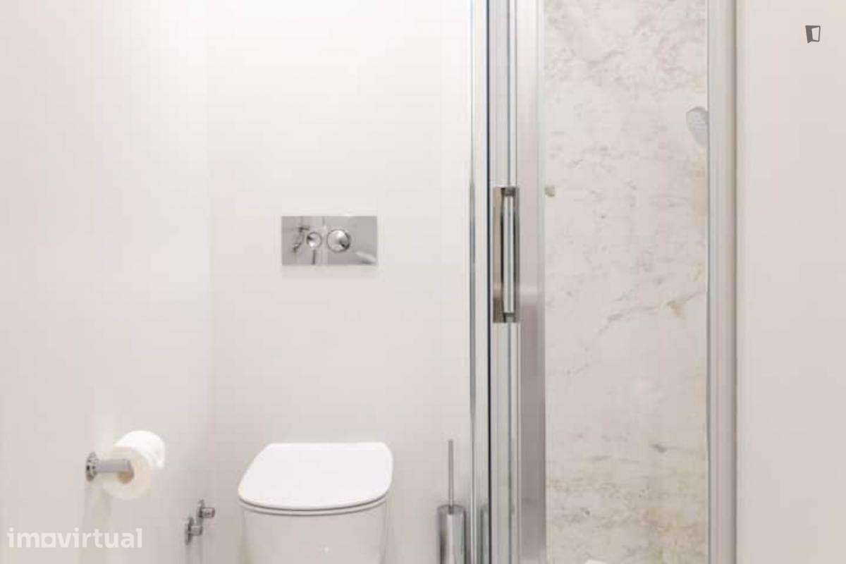 Apartamento com 2 quartos - localizado em Miragaia Porto - Grande imagem: 2/30