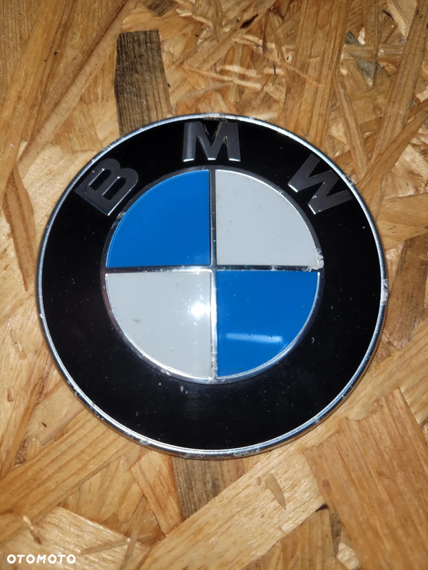 BMW F06 F07 F10 F11 F12 F13 EMBLEMAT 7057794