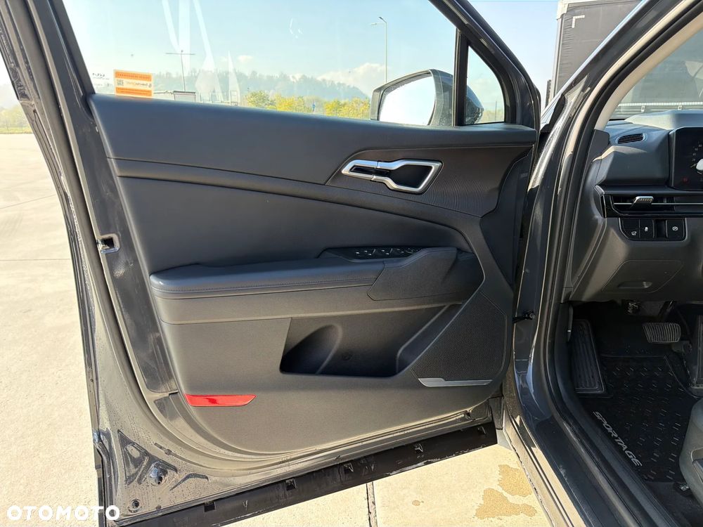 Kia Sportage 1.6 T-GDI Business Line 4WD DCT - 11