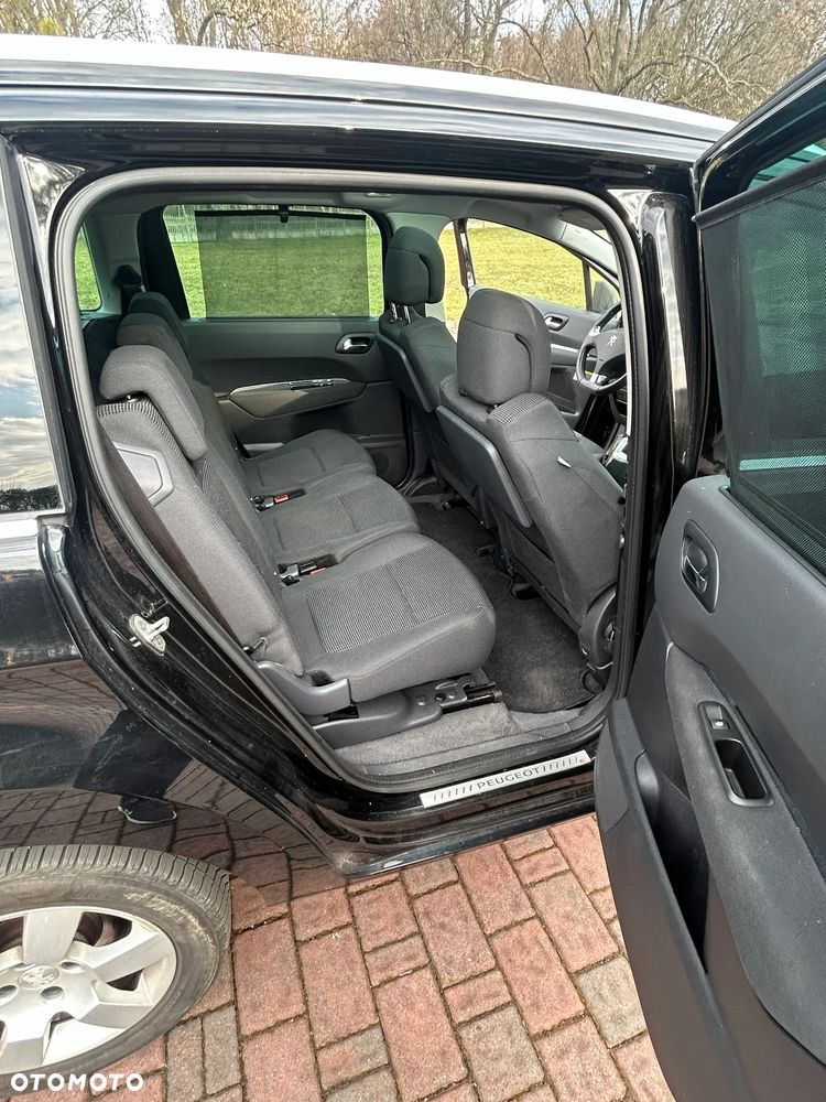 Peugeot 5008 155 THP Style - 29