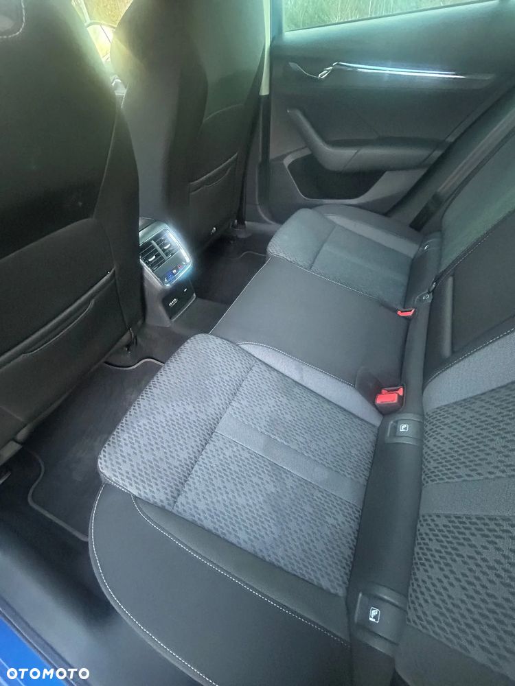 Skoda Octavia 2.0 TDI Style DSG - 22