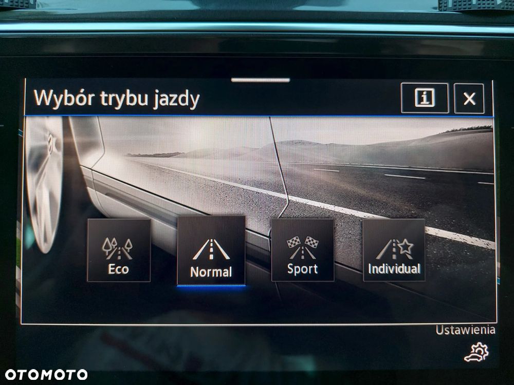 Volkswagen Tiguan - 29