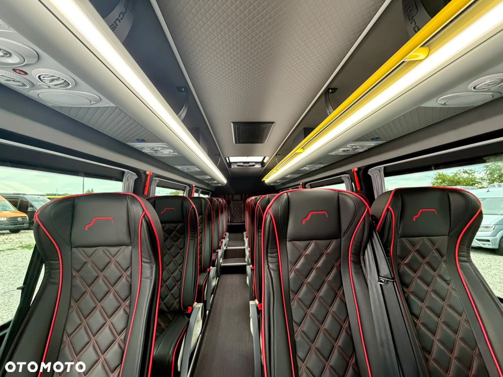 Mercedes-Benz Sprinter 519 - 17