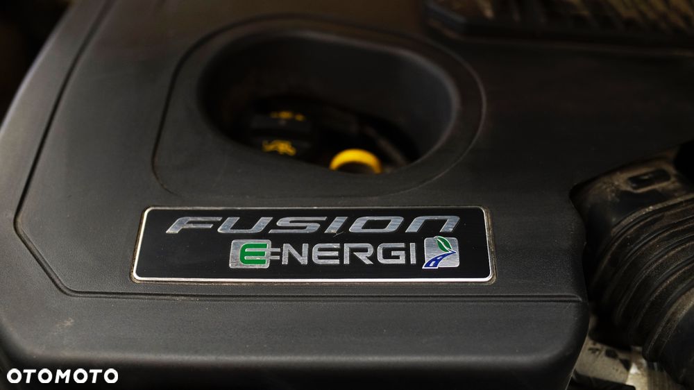 Ford Fusion - 31