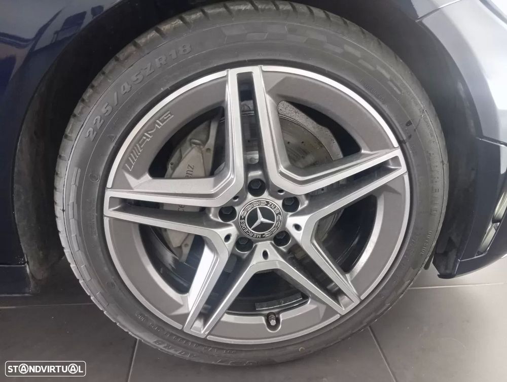 Mercedes-Benz C 220 d AMG Line — fotografia 14