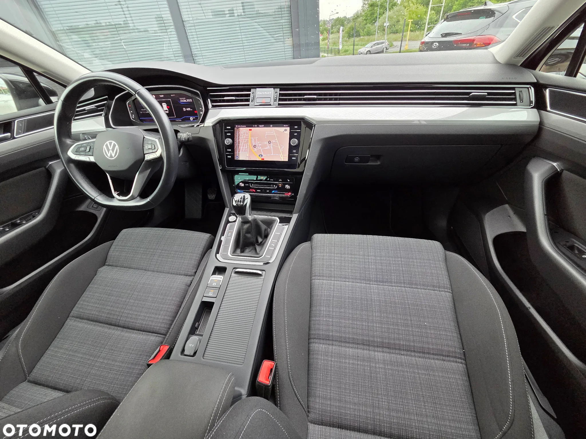 Volkswagen Passat 2.0 TDI EVO Business - 40