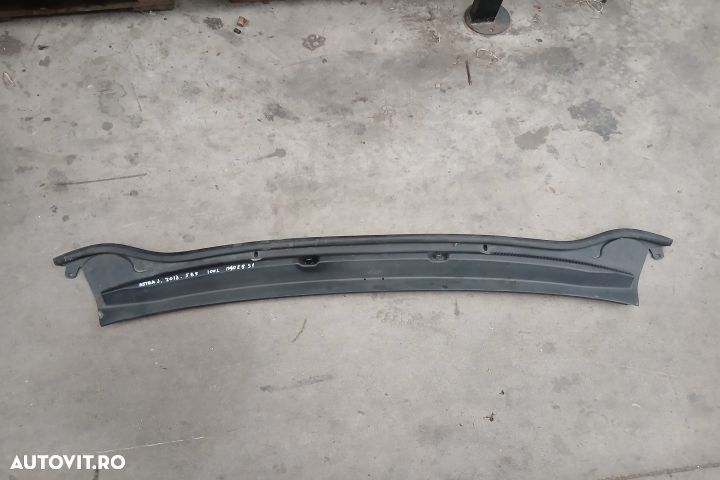 Grila stergatoare 13267105 13267105 Opel Astra J [facelift] [2012 - 2 - 1