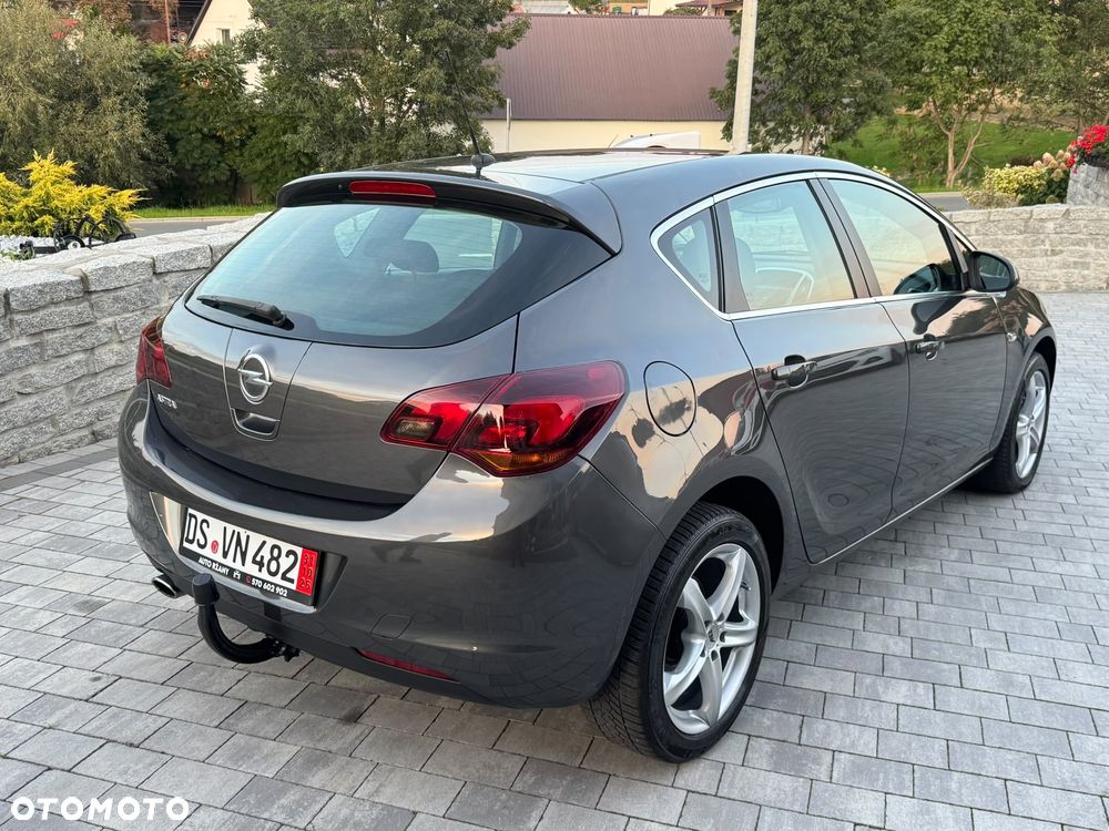 Opel Astra - 9