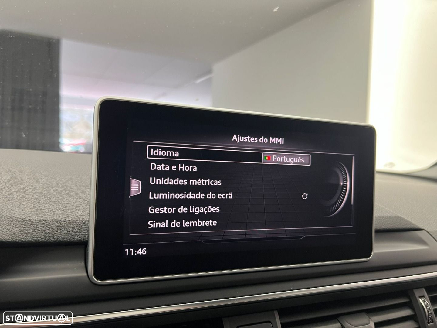 Audi A4 Avant 2.0 TDI S tronic - 25