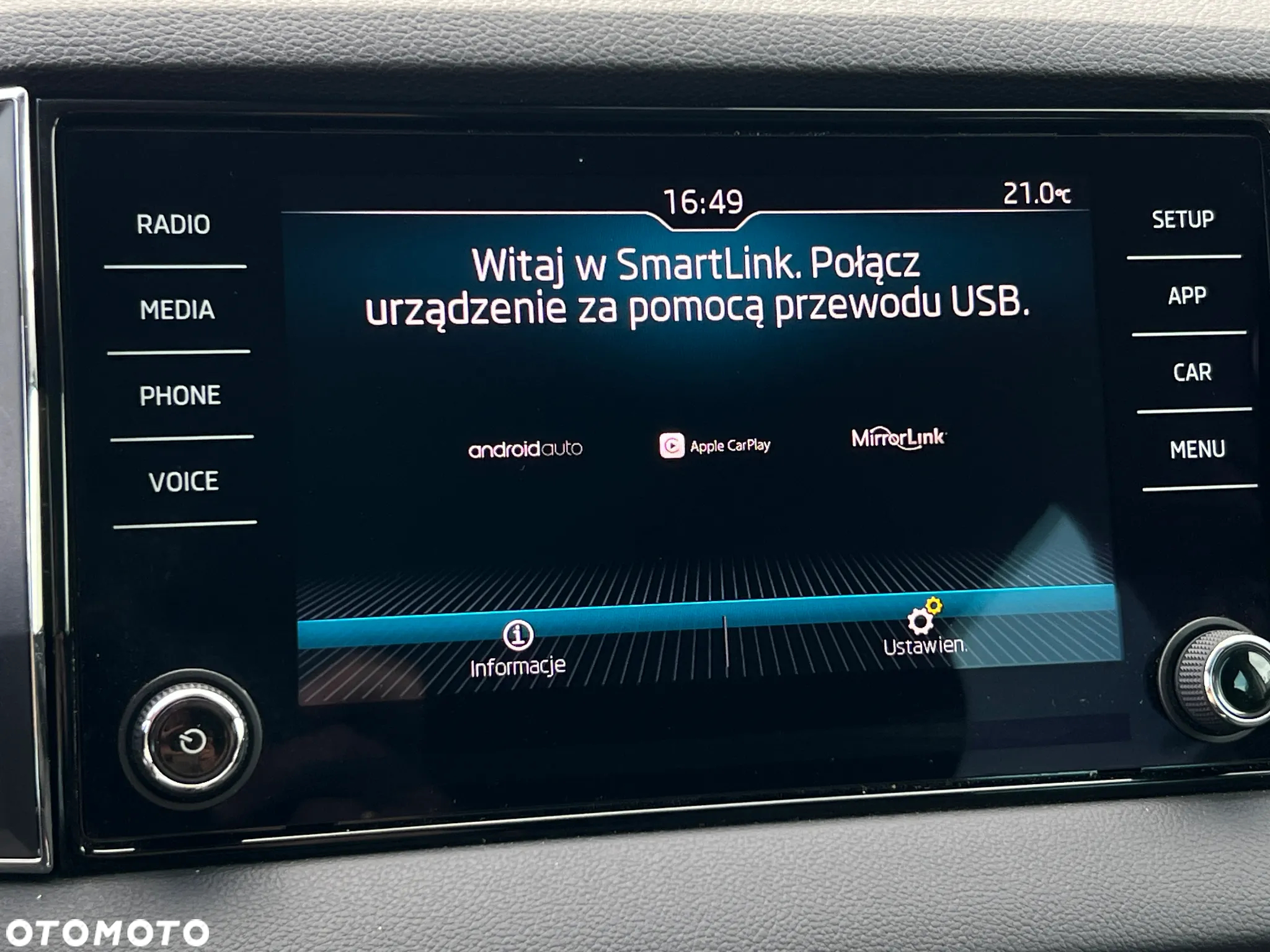 Skoda Karoq 1.5 TSI ACT 4x2 Style DSG - 35