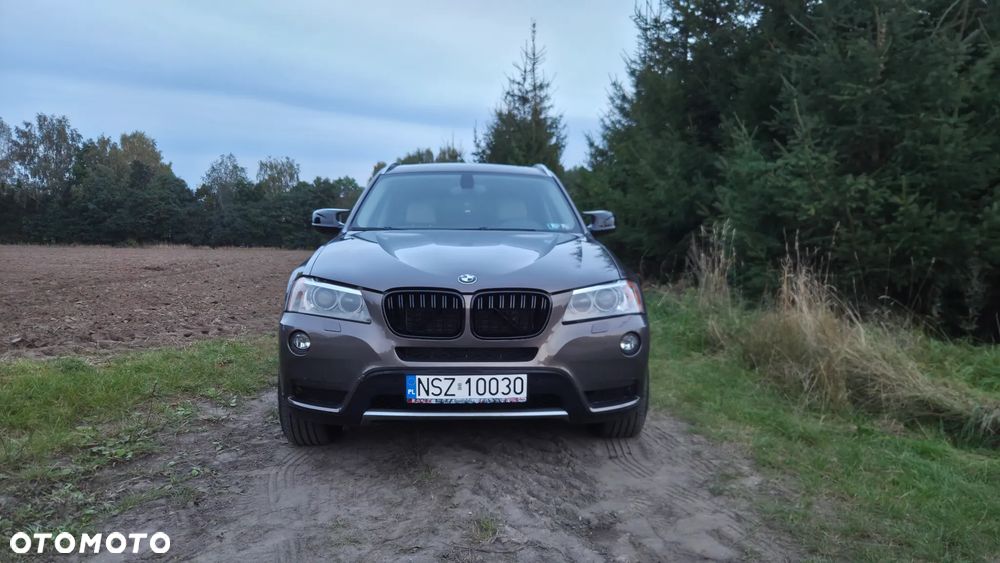 BMW X3 28i xDrive - 1