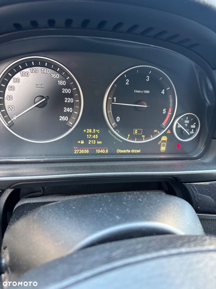BMW Seria 5 520d - 10
