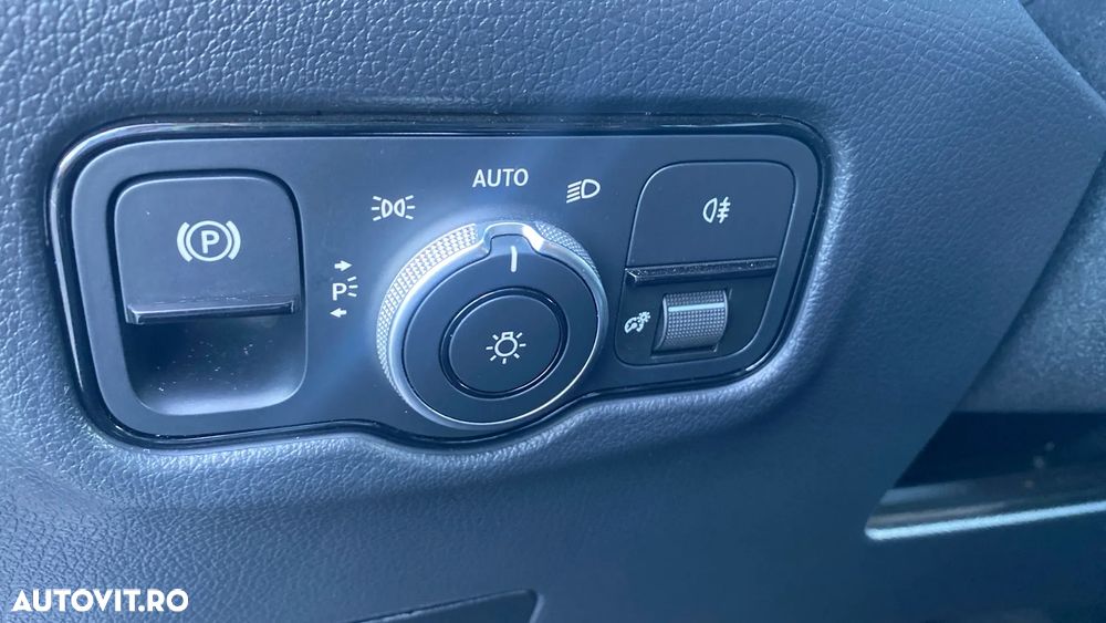 Mercedes-Benz Vito Compact 119 CDI 190CP RWD 9AT Select - 22