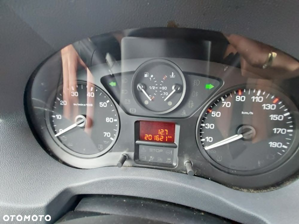 Peugeot Expert L2H1 - 13