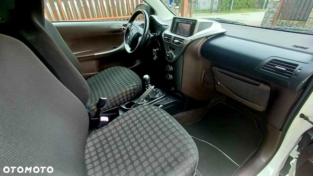 Toyota iQ 1.0 - 14