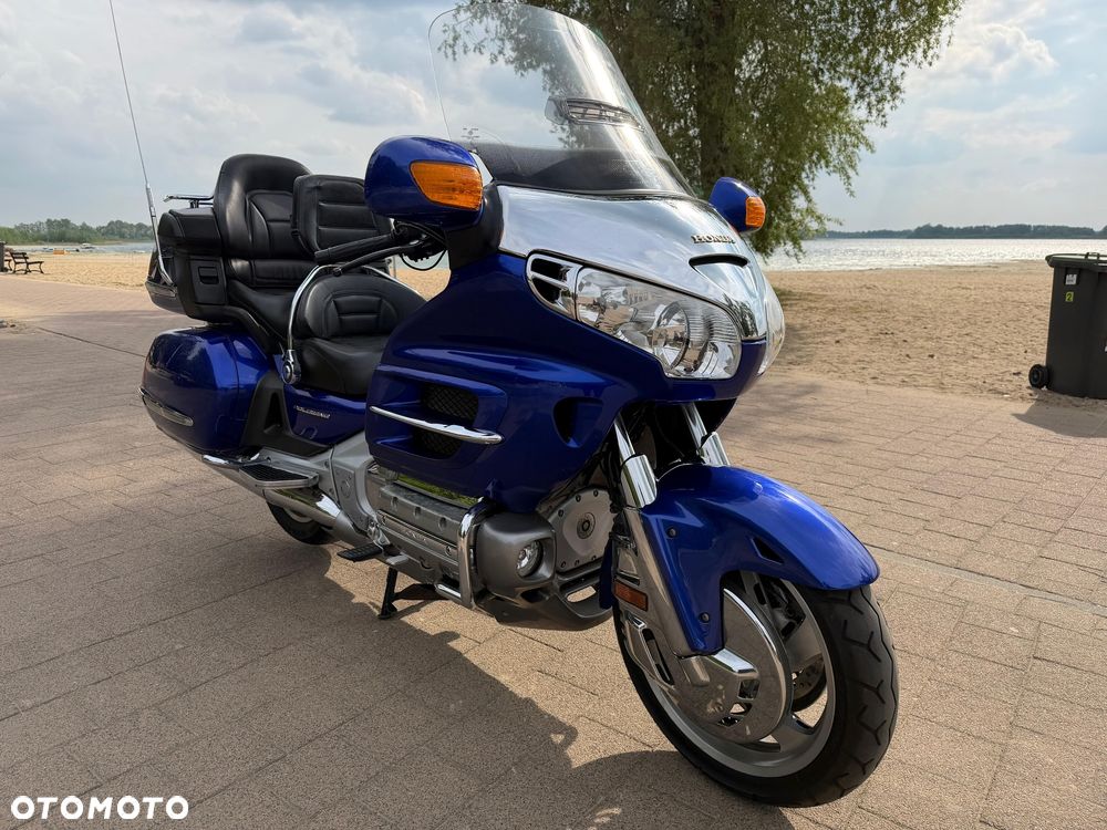 Honda GL - 8