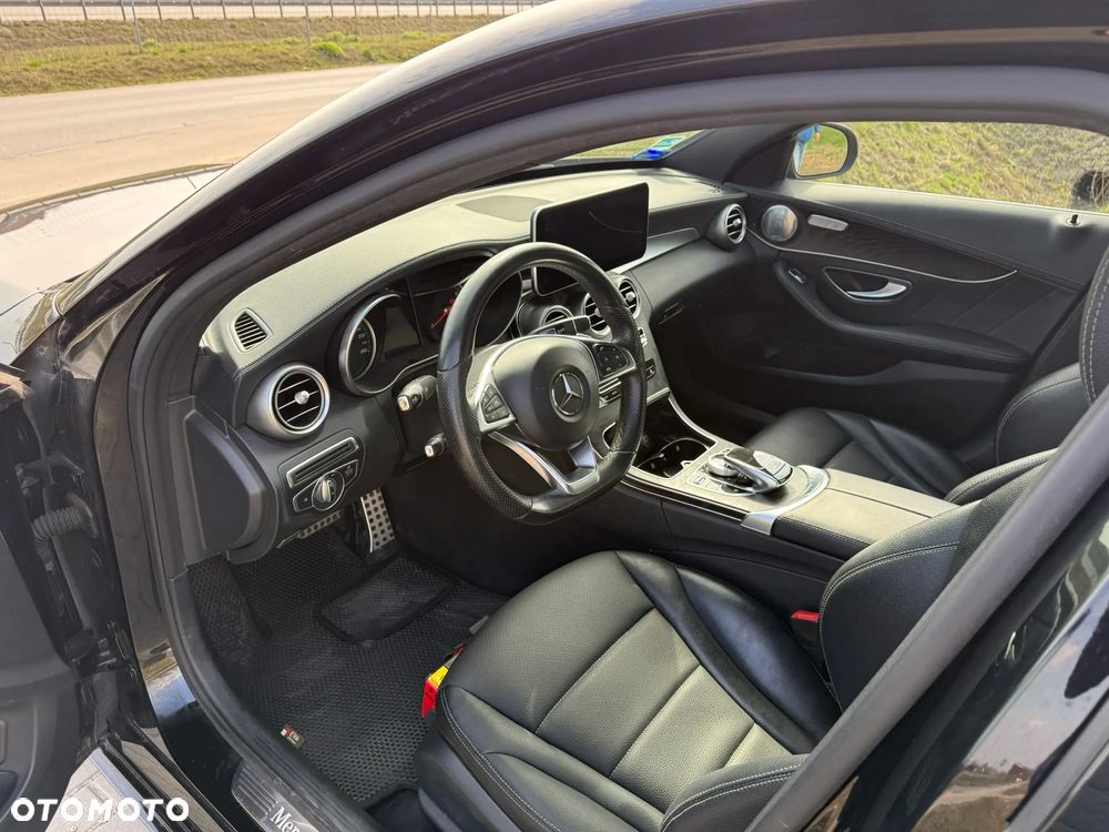 Mercedes-Benz Klasa C 200 4-Matic 9G-TRONIC - 14